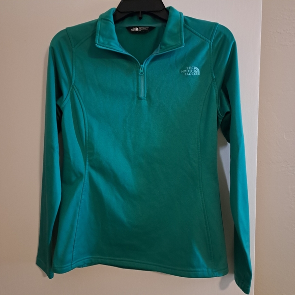 The North Face Jackets & Blazers - North Face Quarter Zip